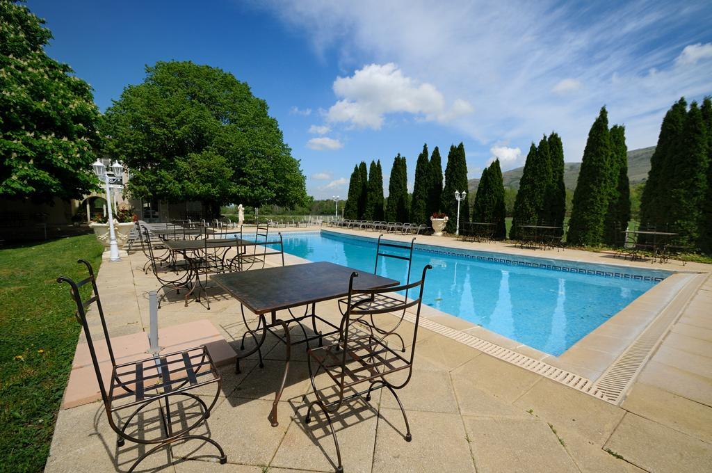 Bed and Breakfast Domaine De Majastre Bauduen Exterior foto